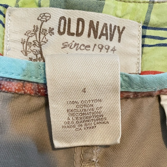 Old Navy Shorts - Picture 7 of 7